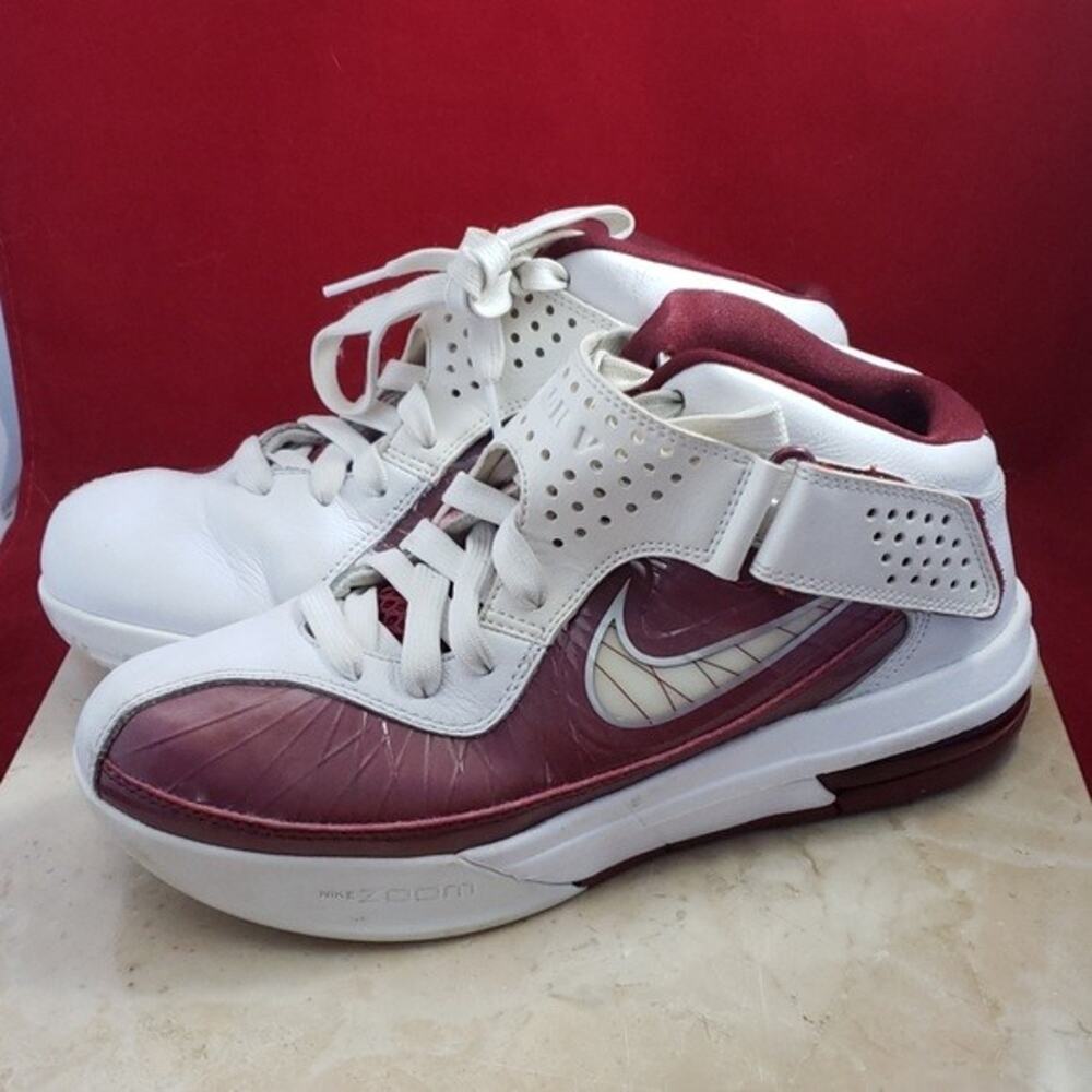 Nike Air Max Soldier V TB Lebron Size 8 - 454149-110